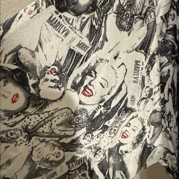 **NWT** Marilyn Monroe chemise and matching robe by Warners - Picture 6 of 8